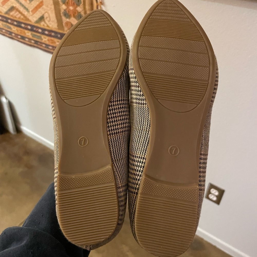 Plaid loafers - NEW NEVER WORN!! - Picture 4 of 8